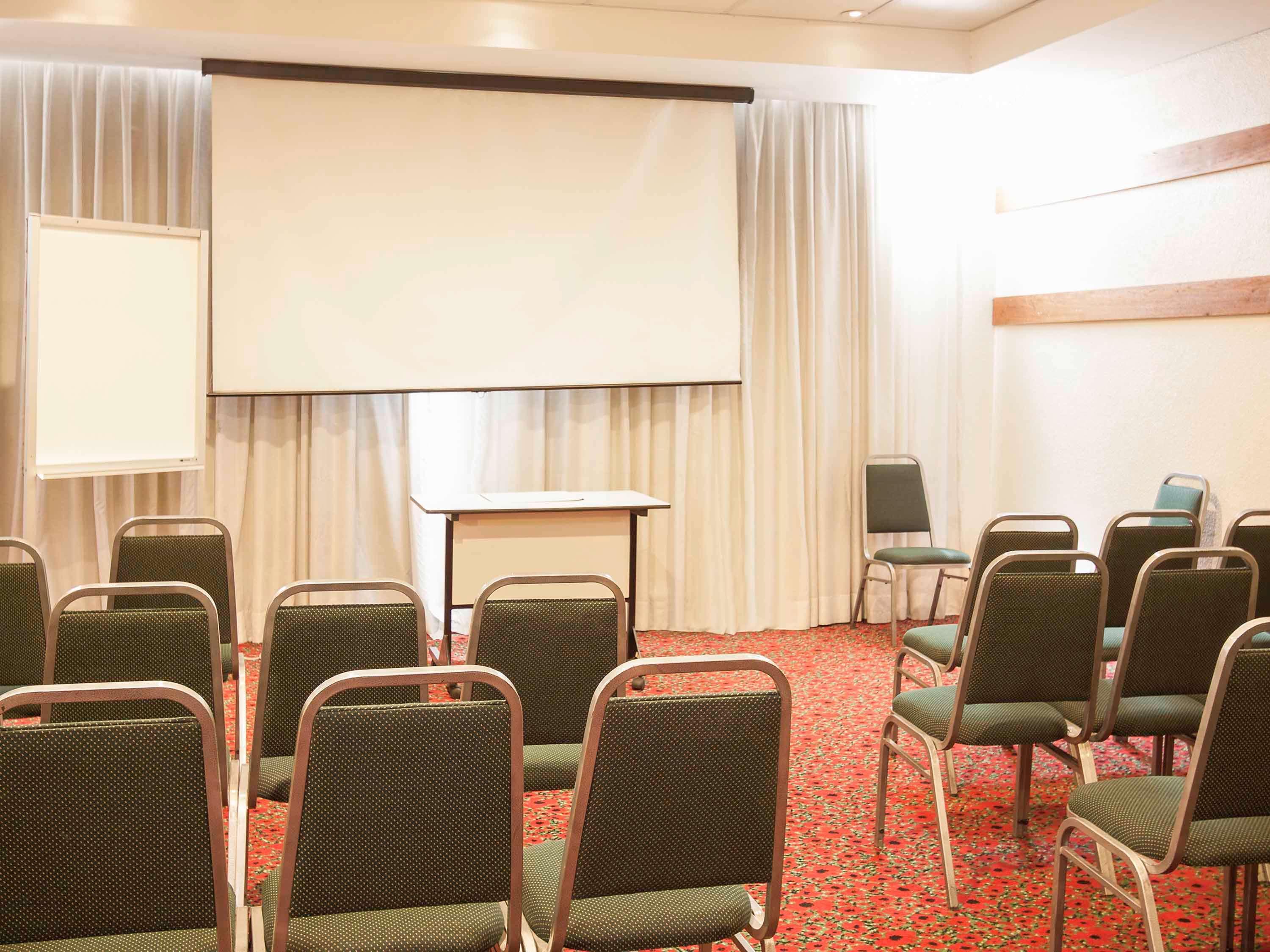 Ibis Hotel 3*
